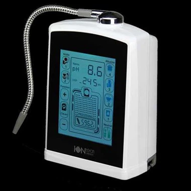 Ionizovaný alkalický vodní stroj